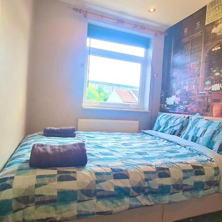 Cosy Room In East Ham London Exterior photo
